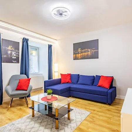 Ultra - Quiet Sleep - Large Apartament