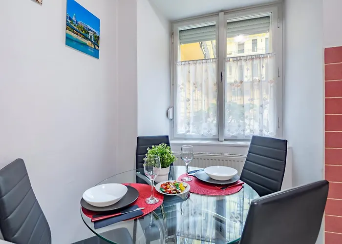 Ultra - Quiet Sleep - Large