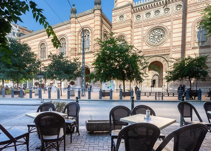 Ultra - Quiet Sleep - Large Apartment