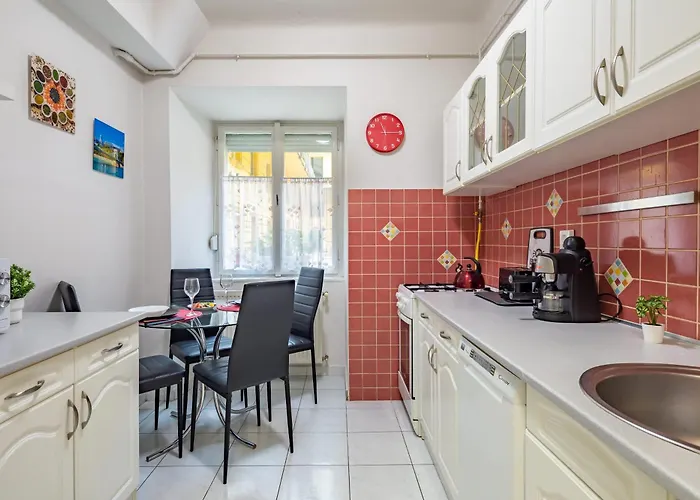 Apartment Ultra - Quiet Sleep - Large *