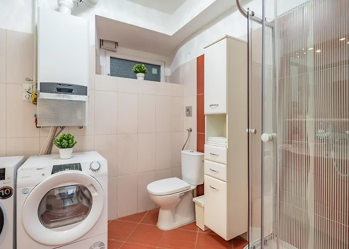 Ultra - Quiet Sleep - Large * Budapest