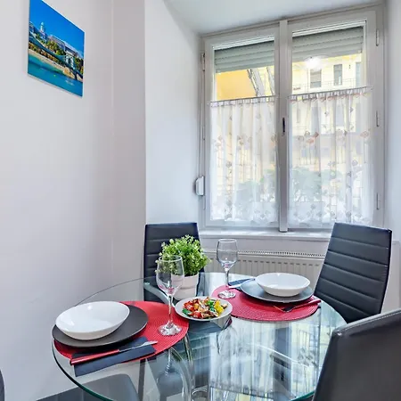 Ultra - Quiet Sleep - Large