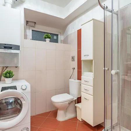 Ultra - Quiet Sleep - Large * Budapest